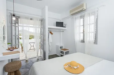 Evi Rooms