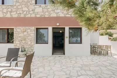 Villa Iliatoras Traditionally Furnished Apartments