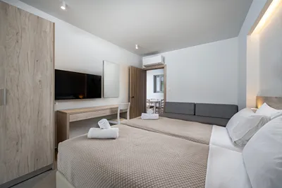 Mythos Suites Hotel