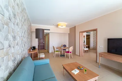 KRESTEN ROYAL EUPHORIA RESORT