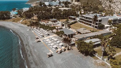 Sagredo Beachfront Retreat & Spa by E-GEO