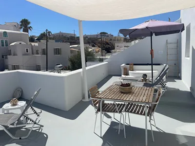 Thallos Cave House & Apartments
