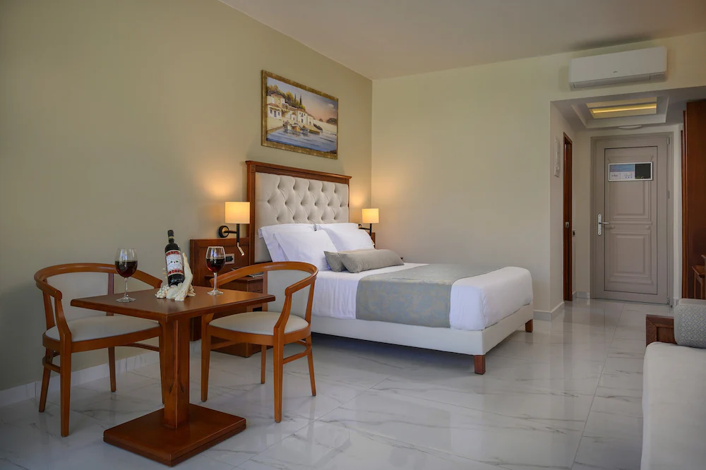 Vantaris Palace Hotel