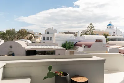 Oia Hostel