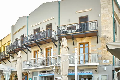 Vista Del Porto Luxury Suites