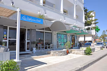 Zephyros Hotel