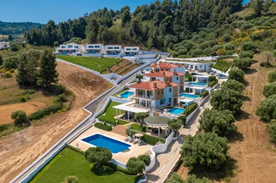 Villa D'Oro Luxury Villas & Suites