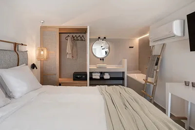 Calla Luxury Seafront Suites