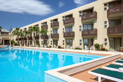 Giannoulis Santa Marina Plaza (Adults Only)