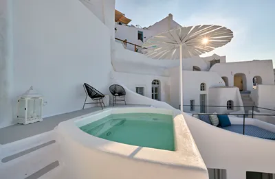 Cave Suite Oia