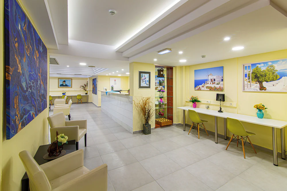 Triton Hotel