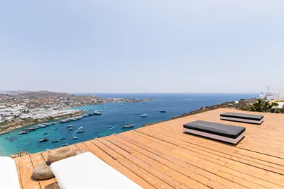 Villa Psarou _above Nammos