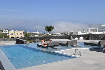 Nova Luxury Suites Santorini