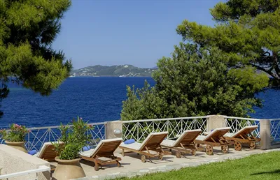 Cape Kanapitsa Hotel Suites