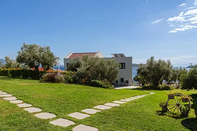 Cape Blue Suites