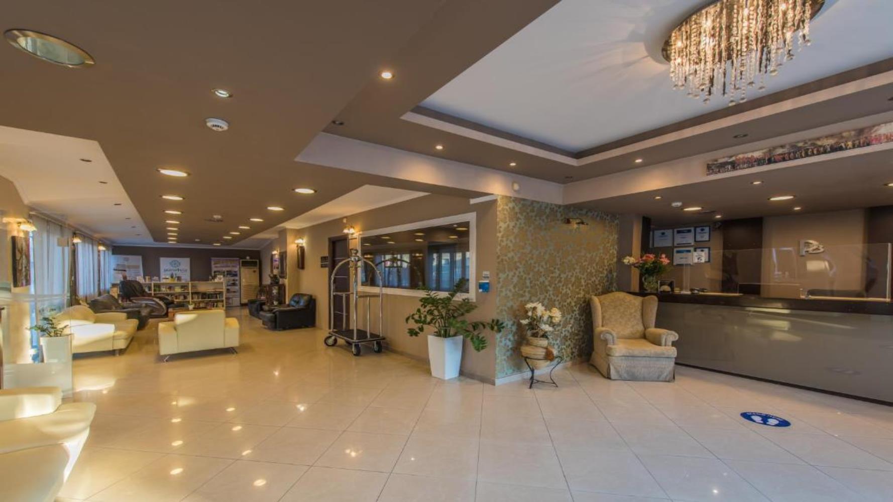 Porto Planos Beach Hotel