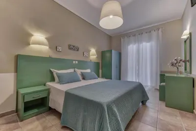 Zefyros Eco Hotel