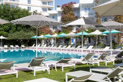 Marathon Beach Resort