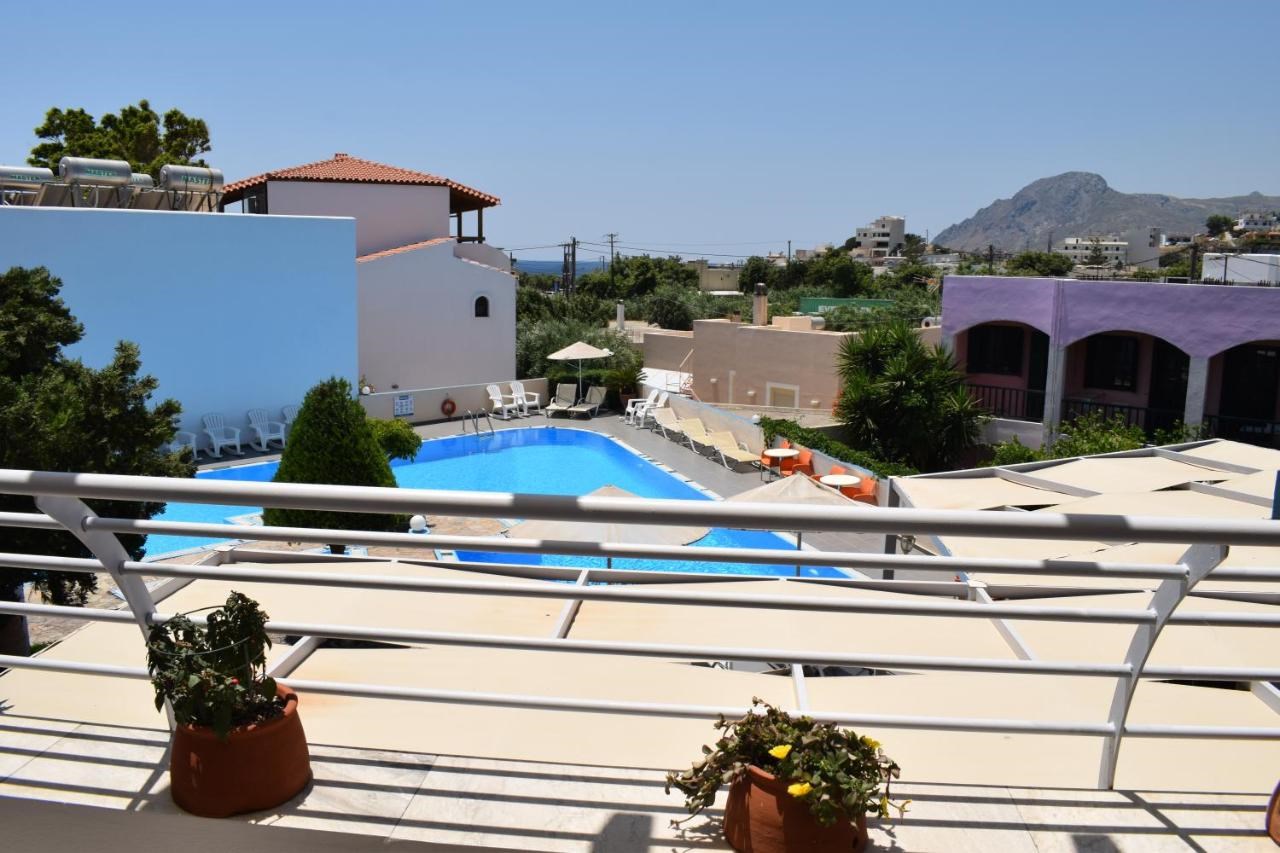 Hotel Myrtis