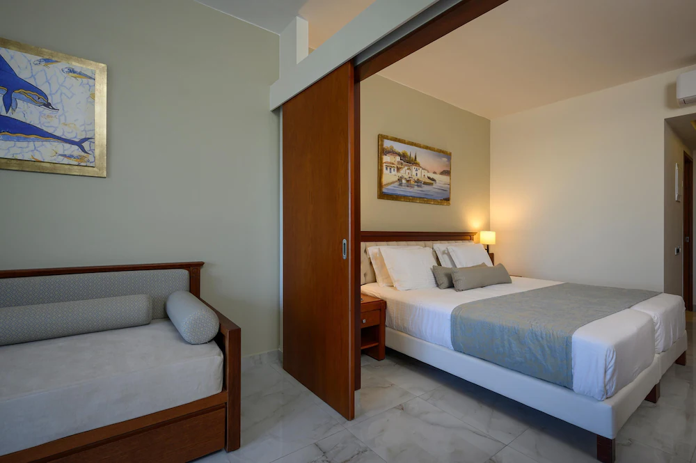 Vantaris Palace Hotel