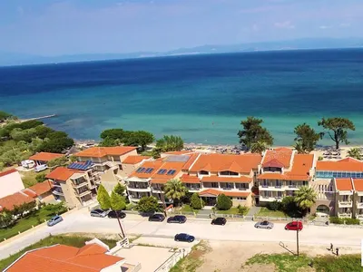 Rachoni Bay Resort