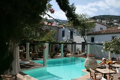 Bratsera Hotel Hydra