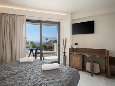 Elia Agia Marina Resort