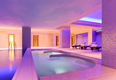 Boutique 5 Hotel & Spa