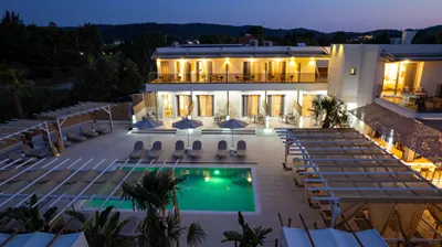 Linari Sea & Suites