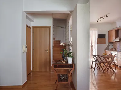 Evi's Voula Home