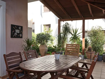 Evi's Voula Home
