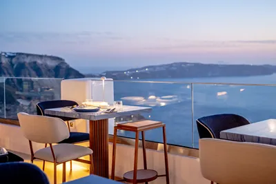Apeiron Blue Santorini