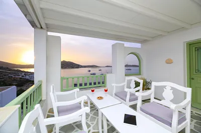 Villa Isabella Studios & Suites