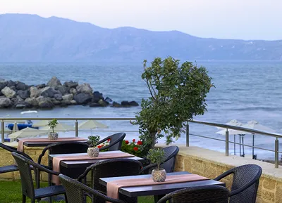 Molos Bay Hotel