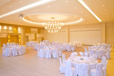 KRESTEN ROYAL EUPHORIA RESORT