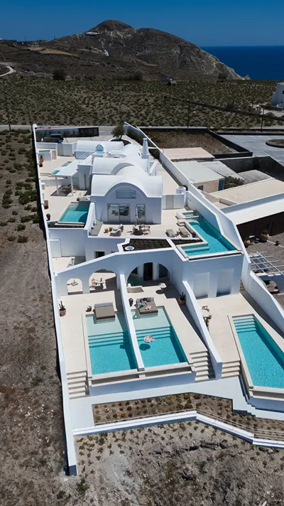 Omna Caldera Suites