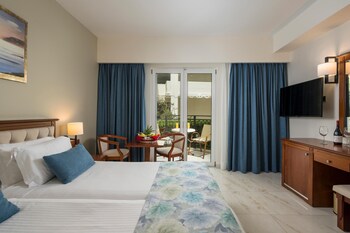 Vantaris Palace Hotel