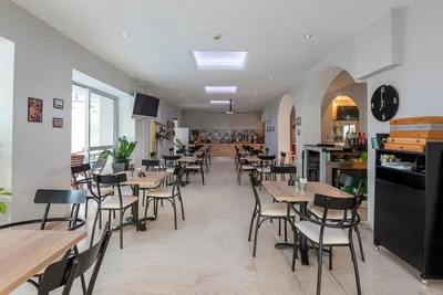 Zephyros Hotel