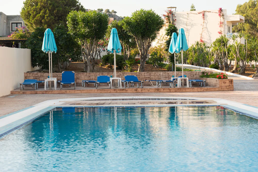 Amaryllis Beach Front Hotel