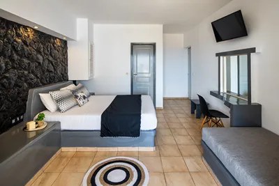 Plastiras Rooms Santorini