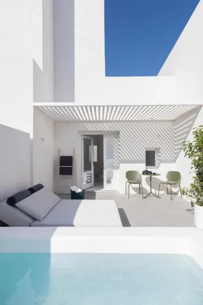 Neo Suites
