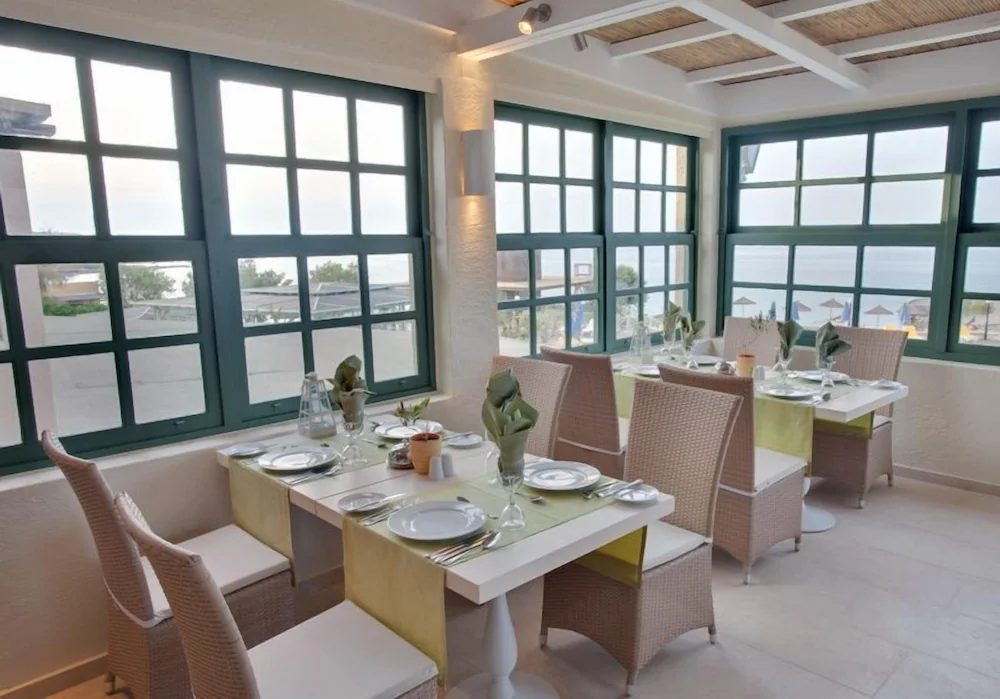 Silva Beach Hotel