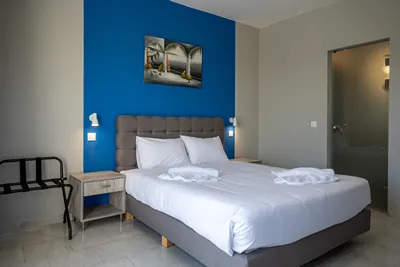 Ayit Hotel