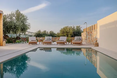 Sokratis LocoLux Villas & Suites