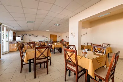 Summer View Hotel
