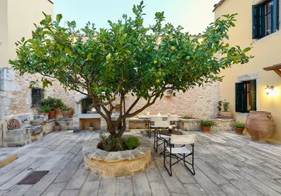 Castello Villa Daphnes