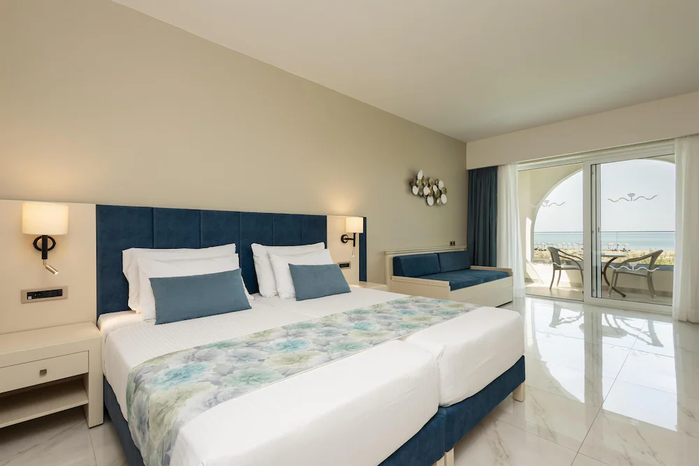 Vantaris Palace Hotel