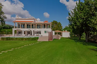 Rivazzurra Luxury Villa