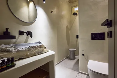 Apsila Pool Suites