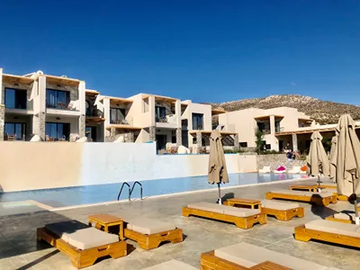 Helios Beach Hotel & Bungalows